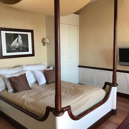 Arendal Herregaard & 4* Faervik