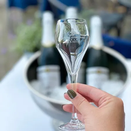 Θέρετρο Arendal Herregaard &