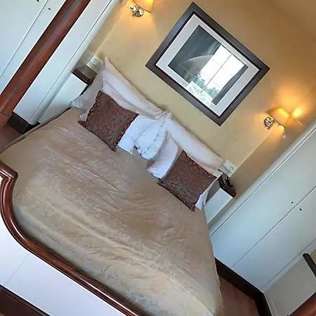 Arendal Herregaard & 4* Færvik