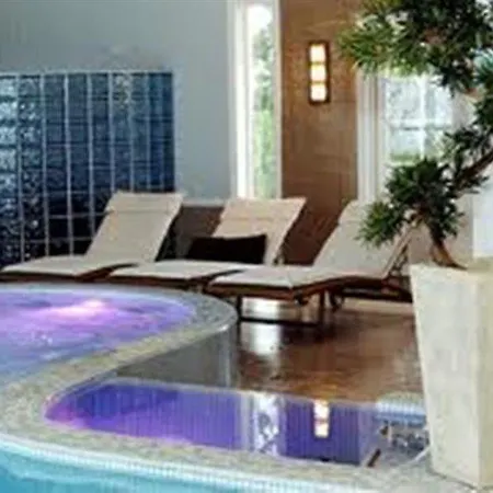 Θέρετρο Arendal Herregaard & 4*