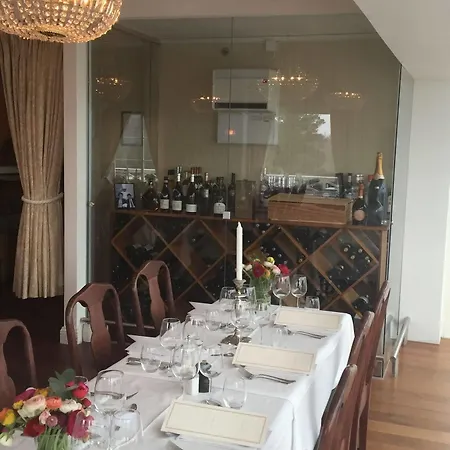 Θέρετρο Arendal Herregaard & 4*