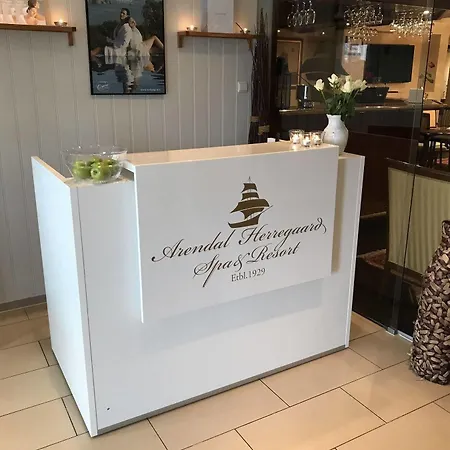 Θέρετρο Arendal Herregaard & Færvik