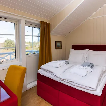 Arendal Herregaard & 4* Færvik