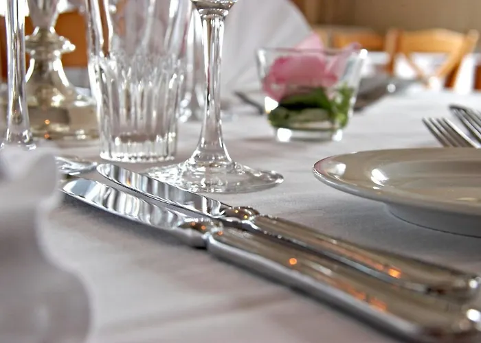 Arendal Herregaard & Semesteranläggning (resort) 4*