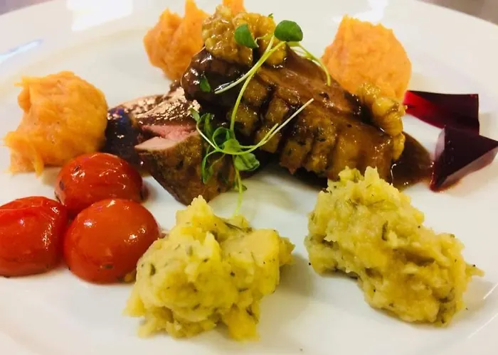 Arendal Herregaard & Semesteranläggning (resort) 4*