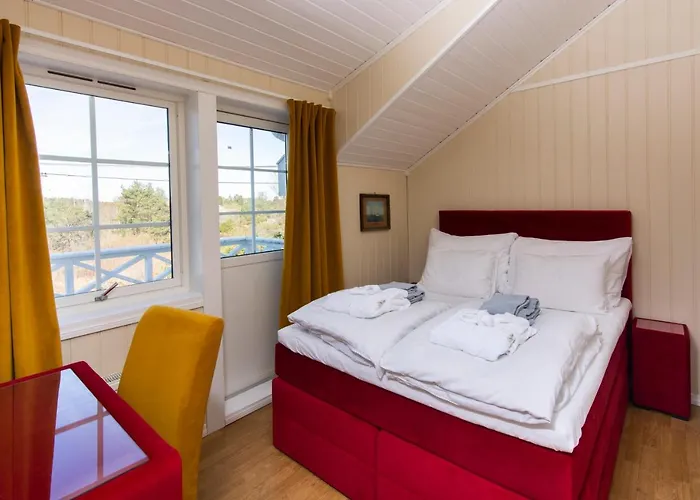 Arendal Herregaard & 4* Færvik